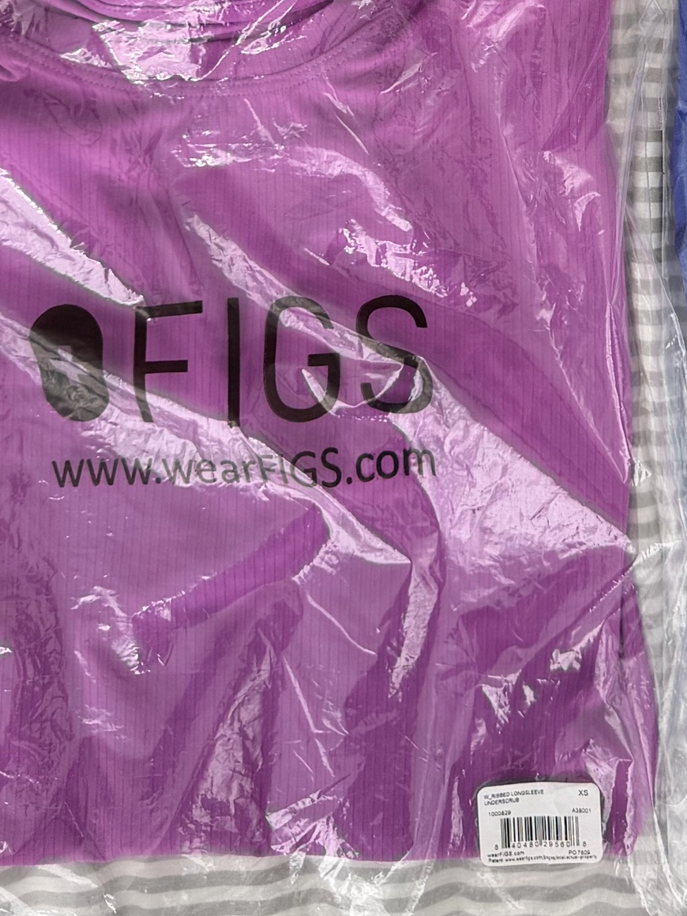 Figs underscrub top - Picture 4 of 5